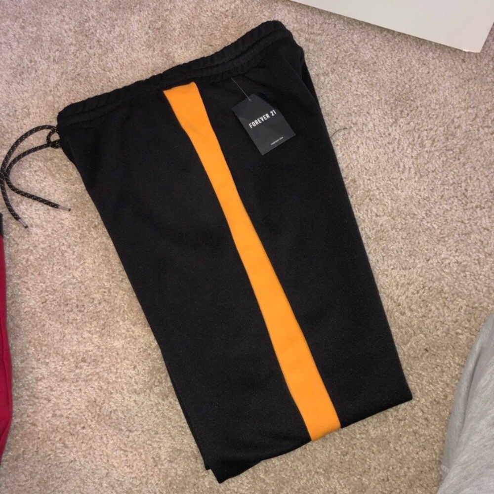 Forever 21 Sweatpants NWT